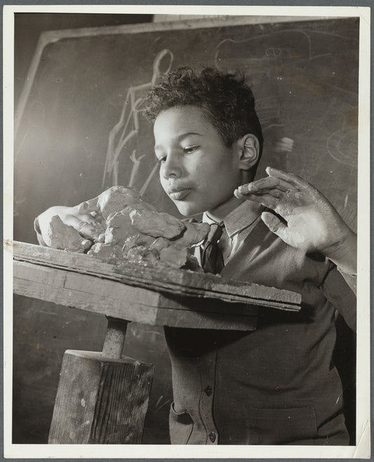 Boy sculpting, Harlem Art Center
