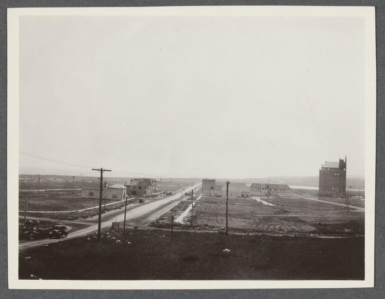 View. The first sidewalk. Montauk, East Hampton