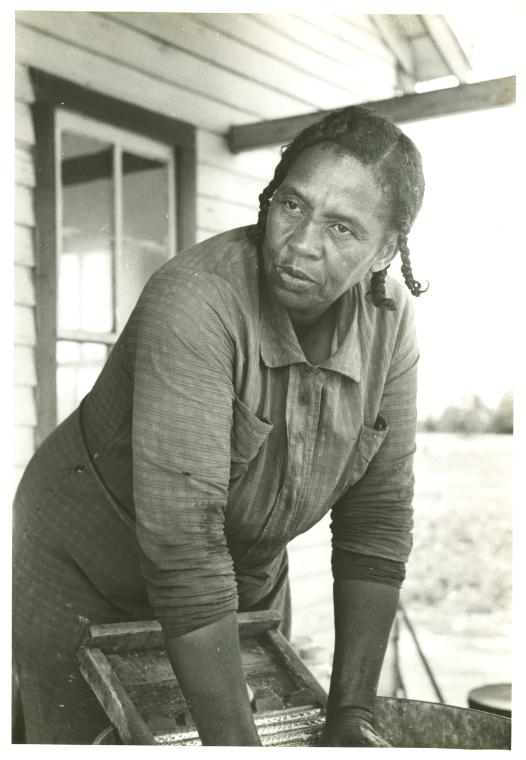 Sharecropper's wife. Missouri. 1938.