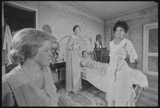 Jean David, Polly Holliday, James Broderick and Ruby Dee in the stage production Wedding Band