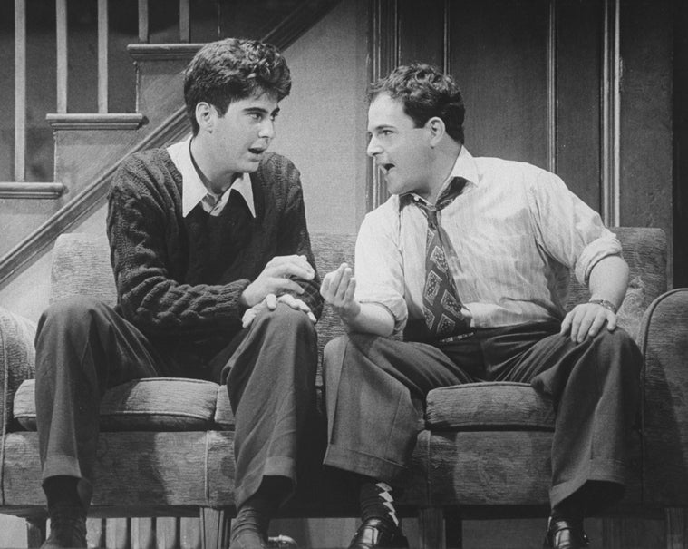 (L-R) Actors Jonathan Silverman and Jason Alexander in a scene from the Broadway production of the play "Broadway Bound."