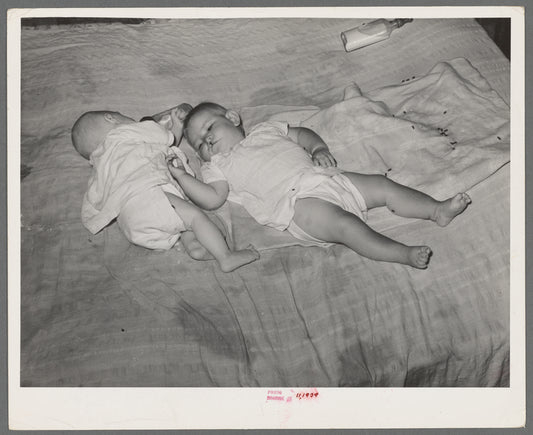 Children of tenant farmer living near Sallisaw, Oklahoma