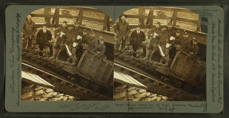 Miners going into the slope, Hazleton, Pa., U.S.A.