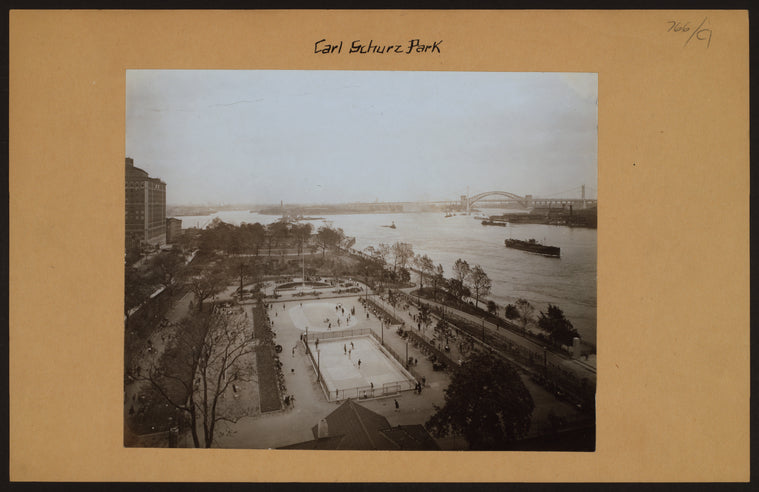 Manhattan: Carl Schurz Park.