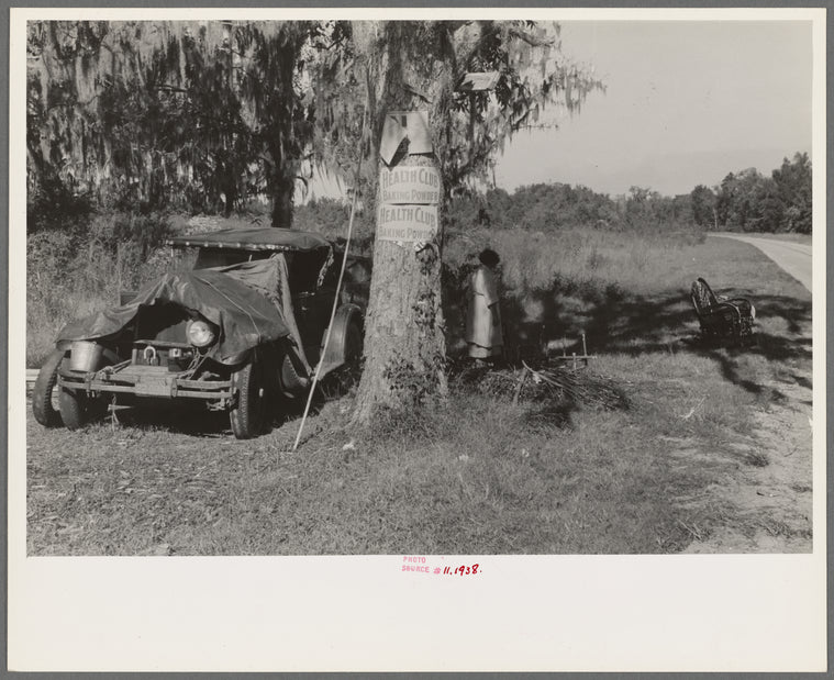 Camp of migrant cane chair maker near Paradis, Louisiana