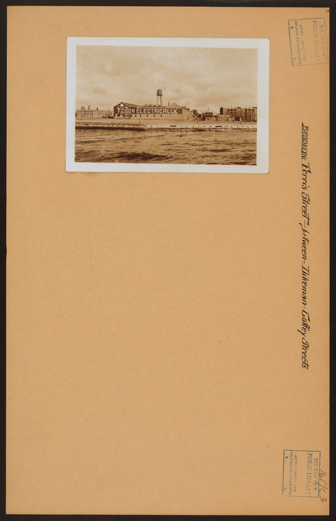 Brooklyn: Ferris Street - Dikeman Street