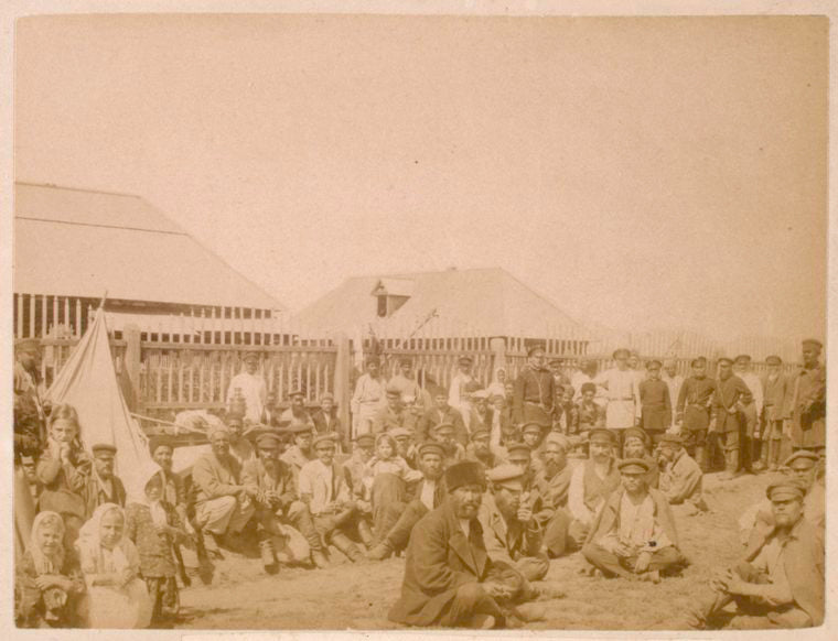 Bazaar at Derbin on the Island of Sahalin [Sakhalin] (62).