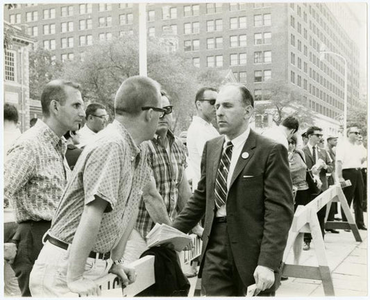 Frank Kameny and onlookers