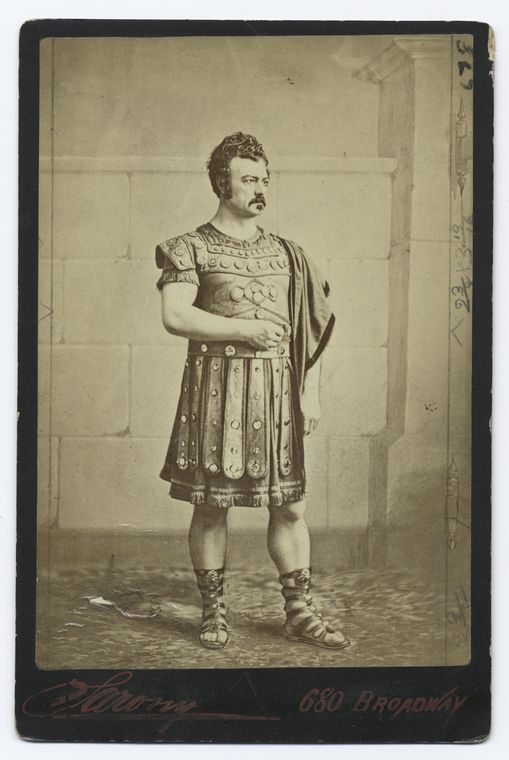 Forrest as Spartacus