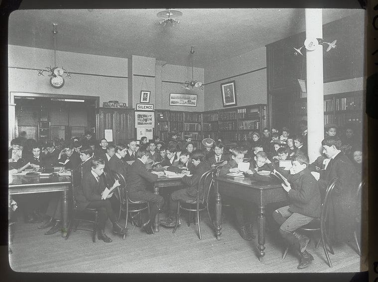 Aguilar Free Circulating Library East Broadway, Reference Room