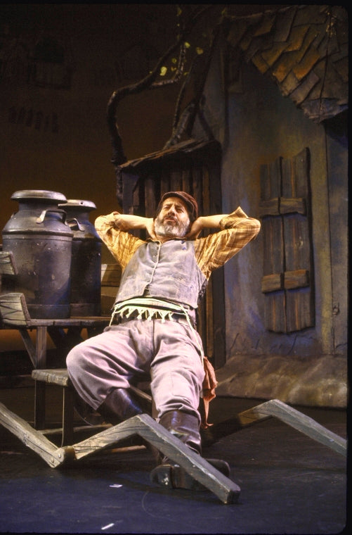 Actor Topol in a scene from the revival of the Broadway musical "Fiddler on the Roof." (Detroit)