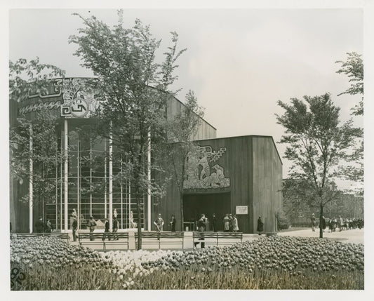 Art Exhibits - American Art Today - American Art Today Building