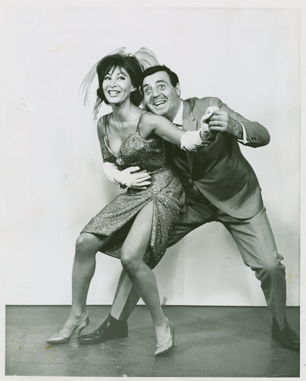Elaine Dunn (Gladys Bumps) and Jack Durant (Ludlow Lowell) in the 1963 revival of Pal Joey