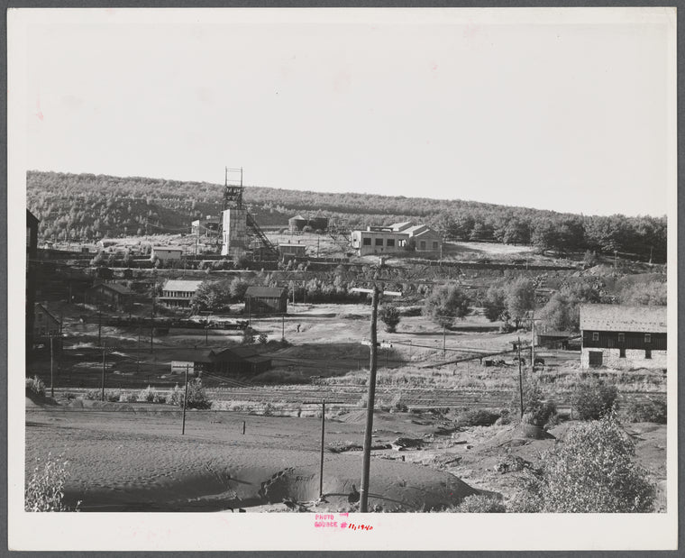Giant breaker of Lehigh Navigation Coal Company at Lansford, Pennsylvania.