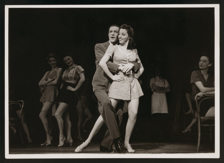 Gene Kelly (Joey Evans) and chorus girl in the stage production Pal Joey
