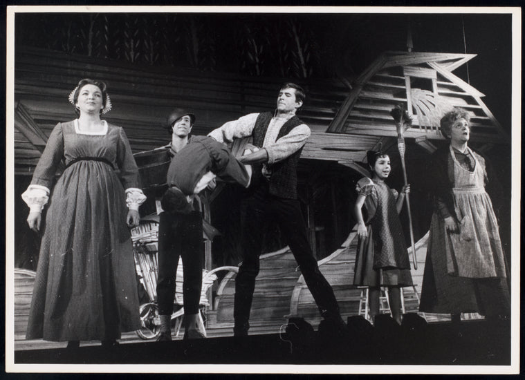 Maggie Task, Ian Tucker, Anthony Perkins, Brenda Harris, and Pert Kelton in the stage production Greenwillow