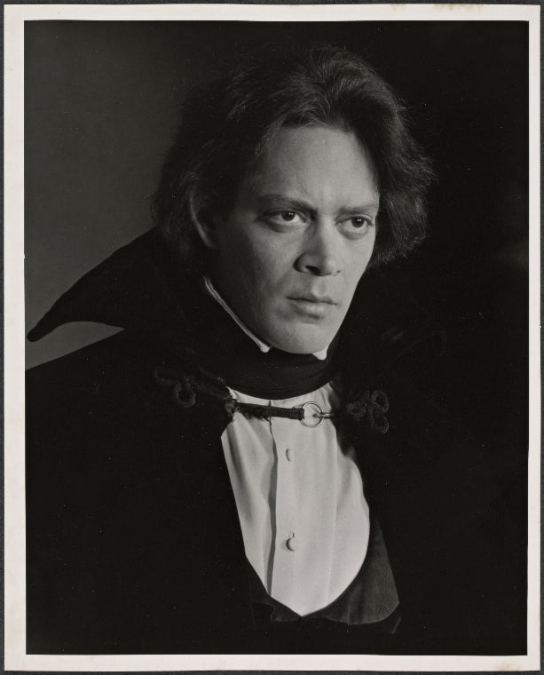 Raul Julia in publicity photo for the 1977-80 Broadway revival of Dracula