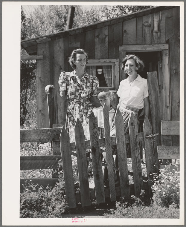 Ola, Idaho. FSA (Farm Security Administration) Ola self-help cooperative. Wives of some of the members with a daughter of one