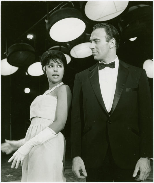 Diahann Carroll (Barbara Woodruff) and Richard Kiley (David Jordon) in No Strings