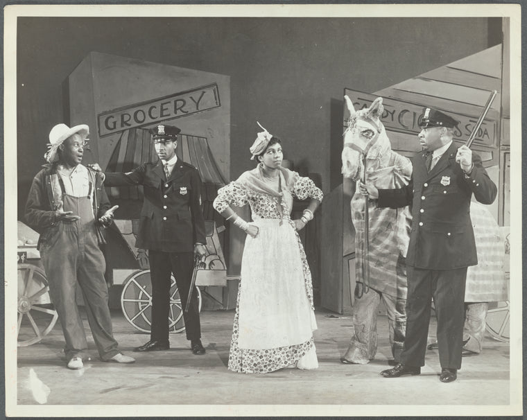 Doe Doe Green, Lester Palmer, Sybil Moore, "Aggie", and Clifton Davis