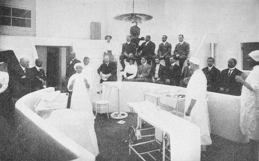 Operating  room - latest equipment. Douglass Hospital, Philadelphia, Pa.