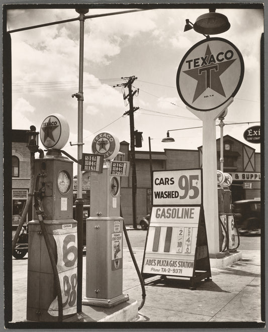 Gasoline station, Tremont Avenue and Dock Street