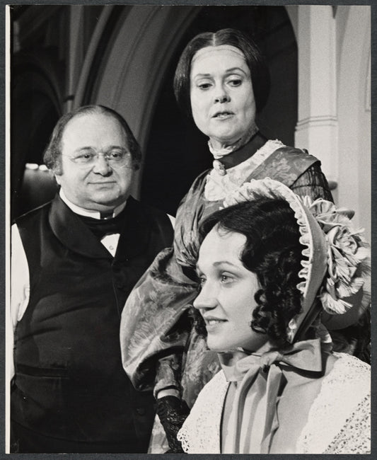 C. K. Alexander, Elizabeth Wilson and Caroline Kava in the 1976 Broadway production of The Threepenny Opera