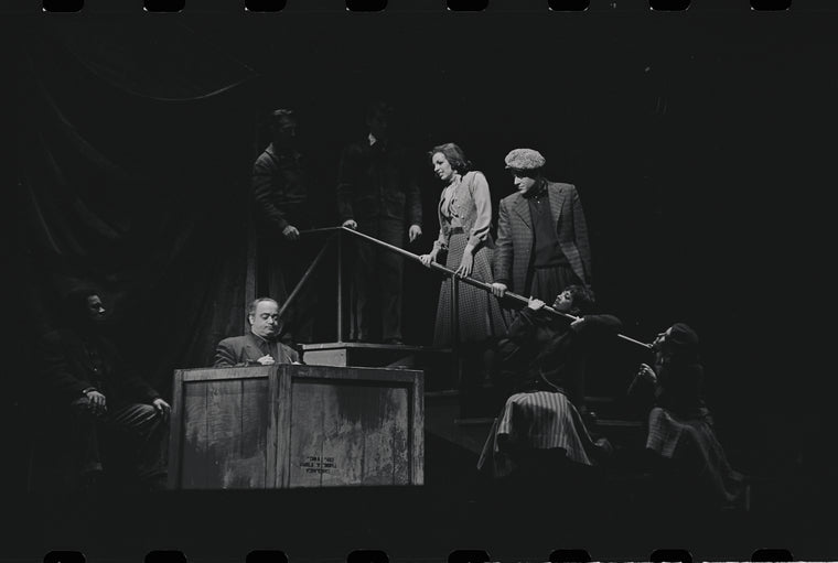 Louis Guss [center], Liza Minnelli and Bob Dishy [right] in the stage production Flora, the Red