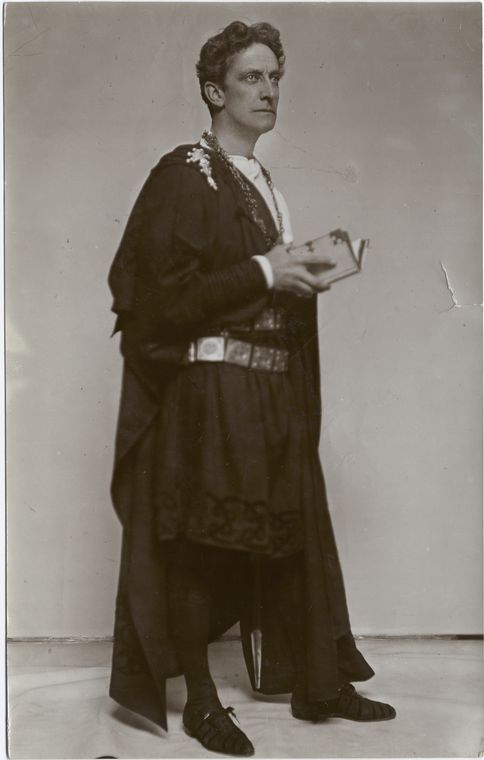 Forbes Robertson as Hamlet.