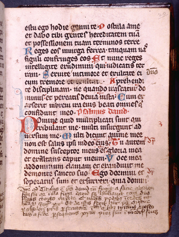 On line 7, the word "domino" is inserted from the margin into the text via a tie mark (after "Servite"); on line 8, "et exultate" is erased having been copied twice because of eye skip from "in timore" to "cum tremore"