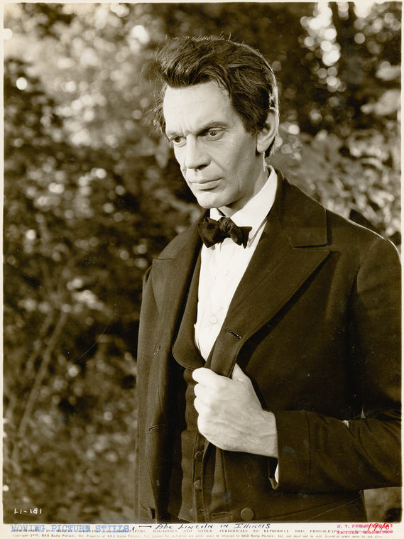 Raymond Massey in the motion picture Abe Lincoln in Illinois.