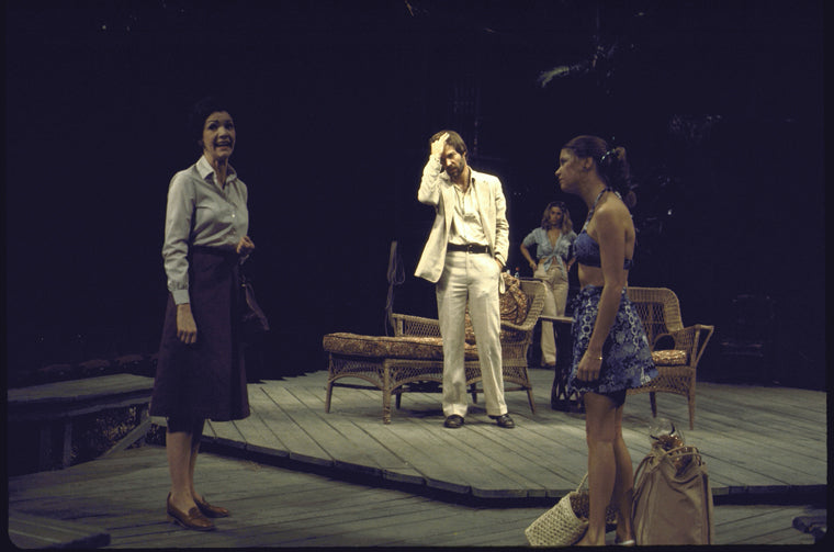 Actors (L-R) Barbara Caruso, Richard Chamberlain, Sylvia Miles and Allison Argo in a scene from the Circle in the Square production of the play "The Night of the Iguana." (New York)