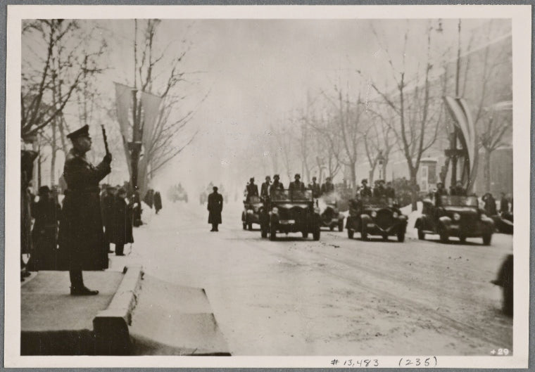 Military parade in front of General Field Marshal Keitel, who was on a multi-day visit to Budapest.