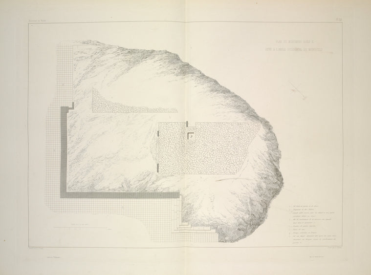 Plan du monumnet isolé x, situé à l'angle occidental du monticule.