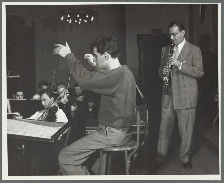 Leonard Bernstein and Benny Goodman in rehearsal