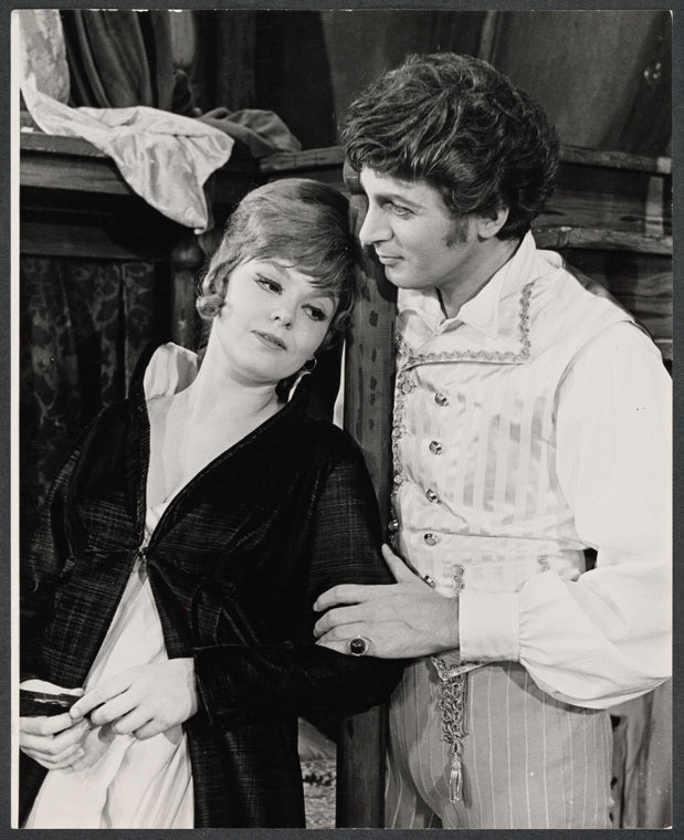 Barbara Harris and Clifford David in the stage production On a Clear Day You Can See Forever