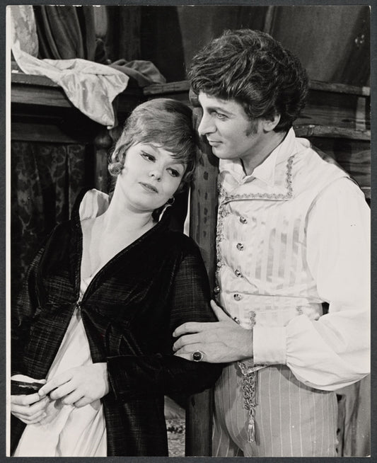 Barbara Harris and Clifford David in the stage production On a Clear Day You Can See Forever