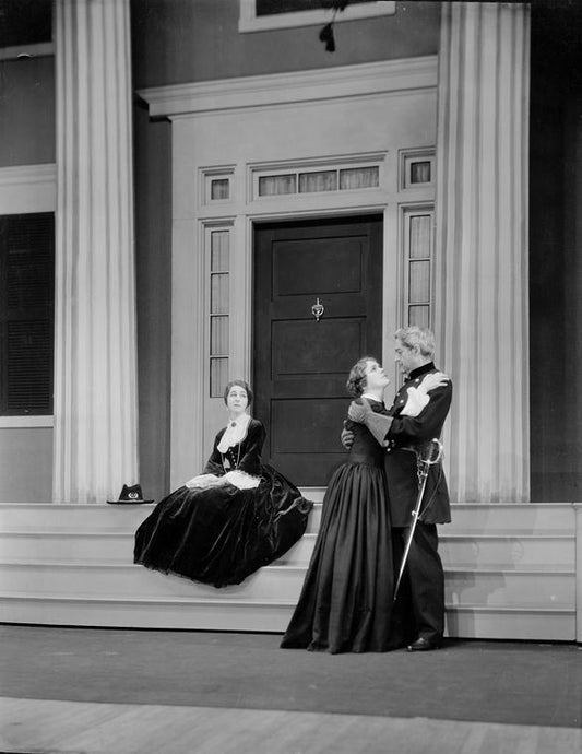 Alla Nazimova, seated (Christine), Alice Brady (Lavinia) and Lee Baker (Brig.-Gen. Mannon)