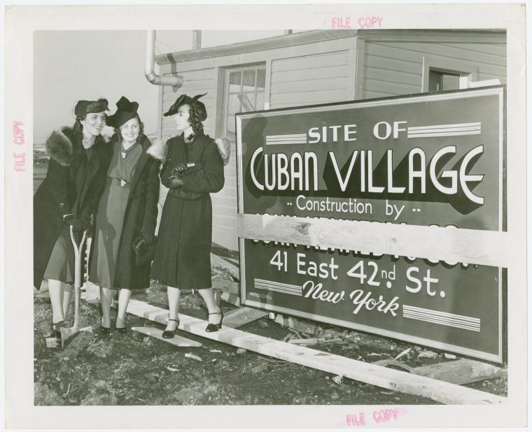 Amusements - Villages - Cuban Village - Women breaking ground