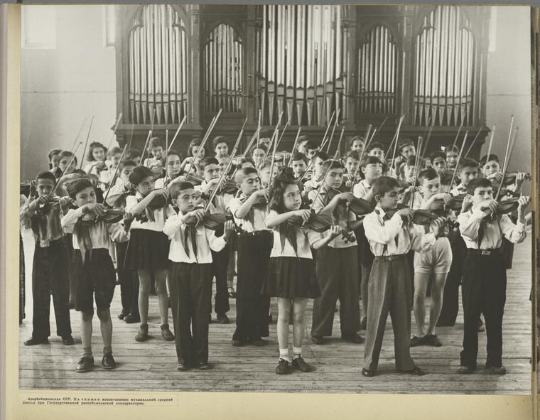 Middle school students of State Conservatory of Azerbaizhan