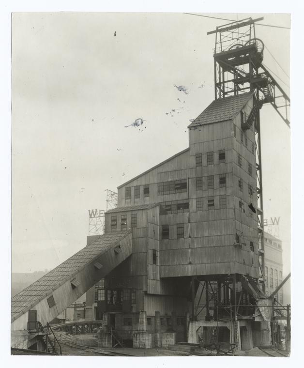 Bituminous coal tipple
