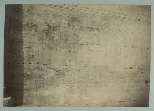 Abydos: bas relief