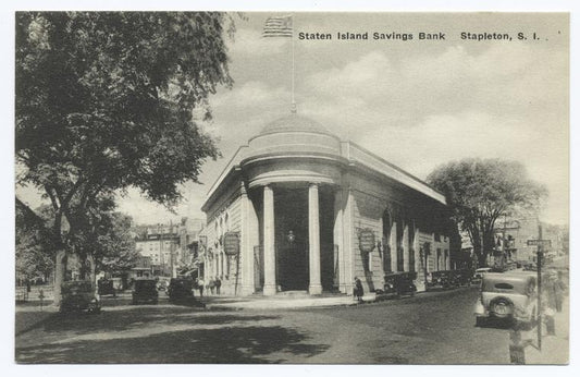 Staten Island Savings Bank   Stapleton, S.I. [people & old cars].