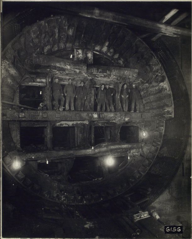 Contract No. 3. Tunnel shield entering caisson, South tunnel, N.Y. 1/31/24, 12:50 p.m.