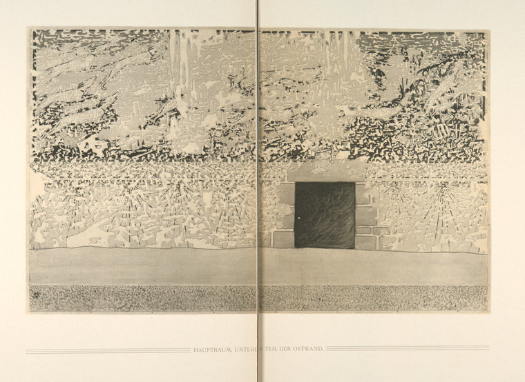 Hauptraum, Unterteil der Ostwand.