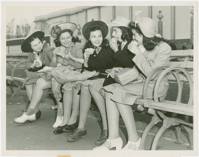 Fairgrounds - Visitors - Group of women picnic on bench