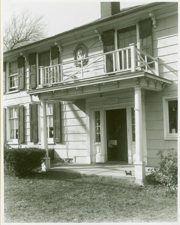Onderdonk House, Roslyn, now Washington Tavern