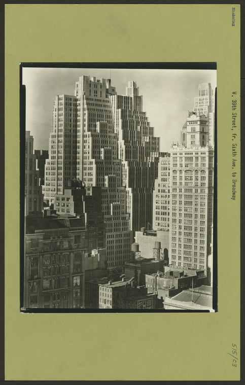 Manhattan: 40th Street - 6th Avenue.