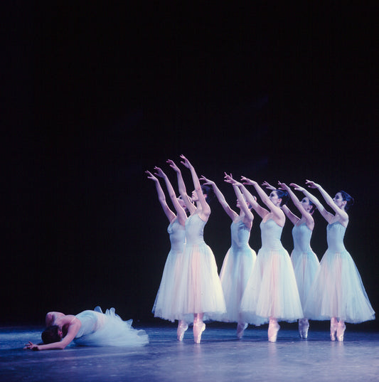 New York City Ballet - "Serenade", choreography by George Balanchine (New York)