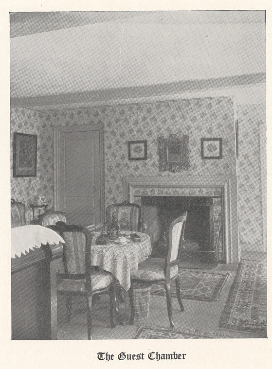 The guest chamber.